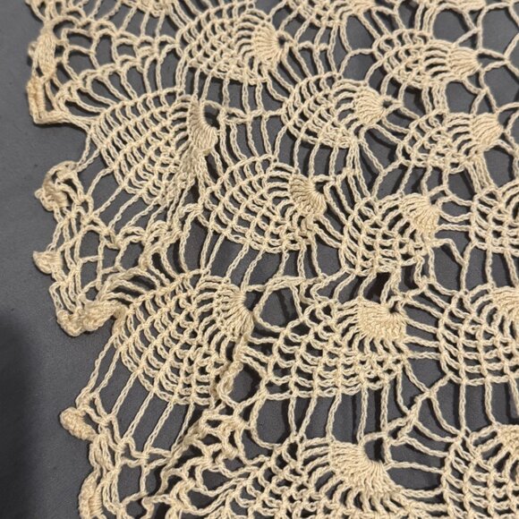 Vintage Beige Crochet Doily Table Topper 24” Round - Picture 3 of 8